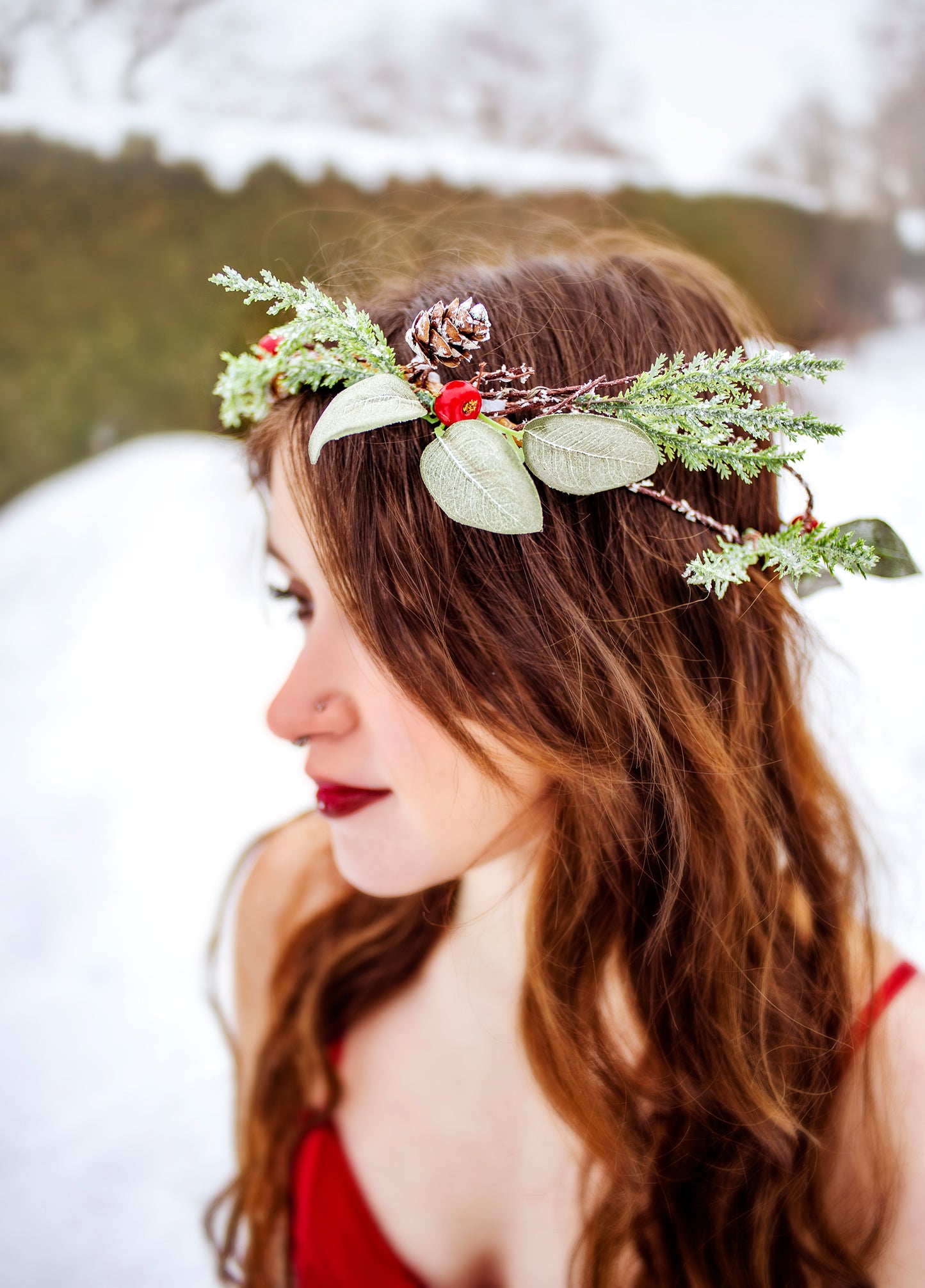 Snowy Winter Frosted Pine & Berry Crown
