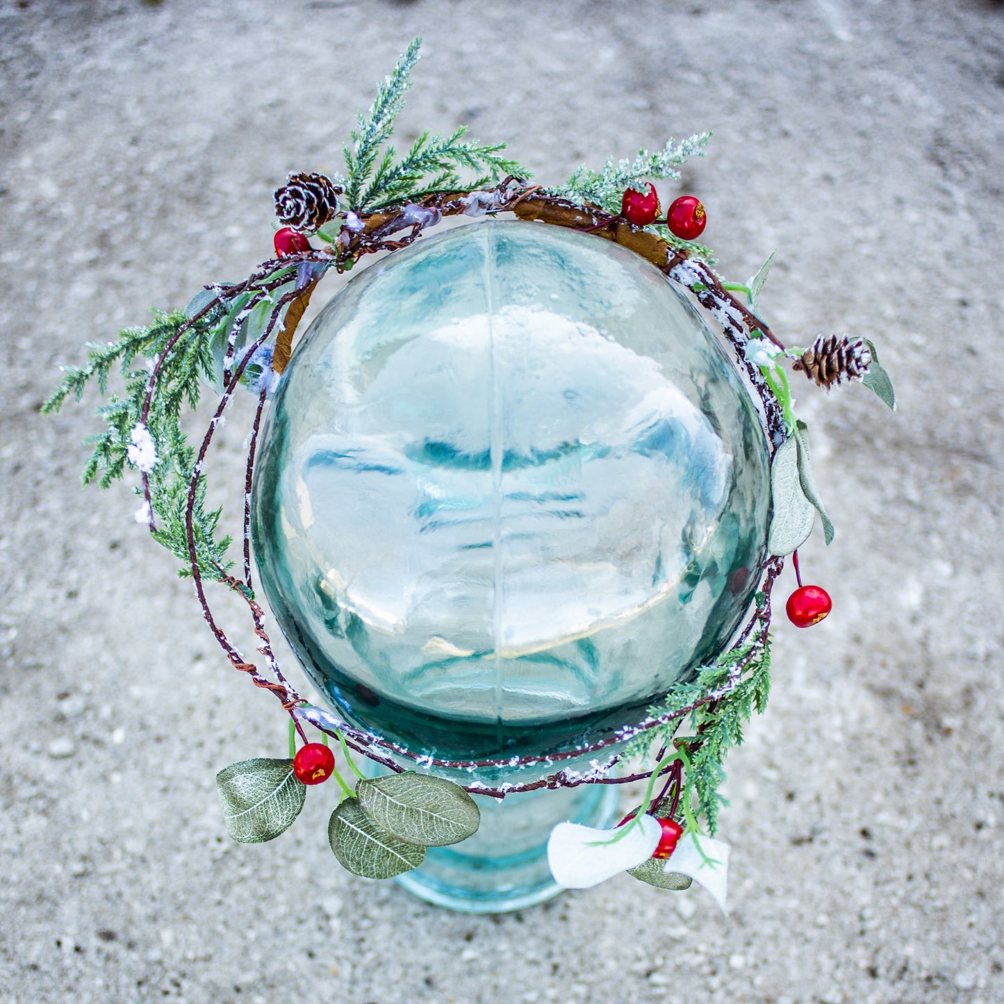 winter frosty pine holly crown